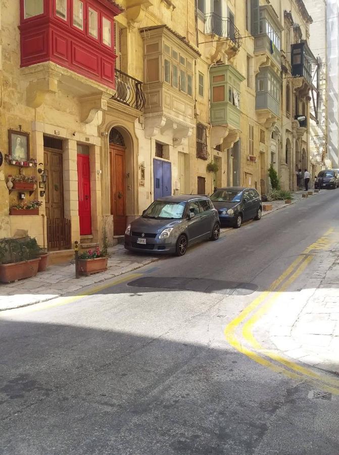 Lovely 1 Bedroom Apartment In The Heart Of Valeta Exterior foto